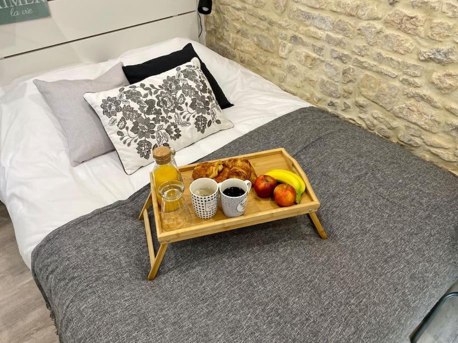 Bed In The City - Appart'Hotel - Historical Center Bayeux Exterior photo
