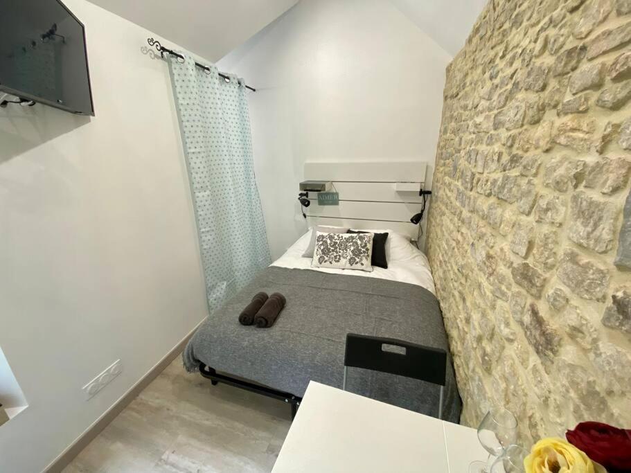 Bed In The City - Appart'Hotel - Historical Center Bayeux Exterior photo